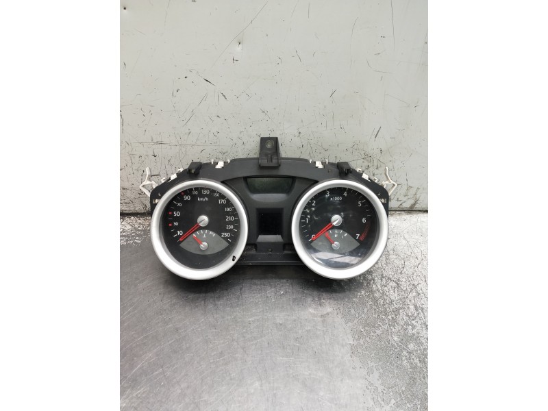 Recambio de cuadro instrumentos para renault megane ii coupe/cabrio luxe dynamique referencia OEM IAM 8200364027  
