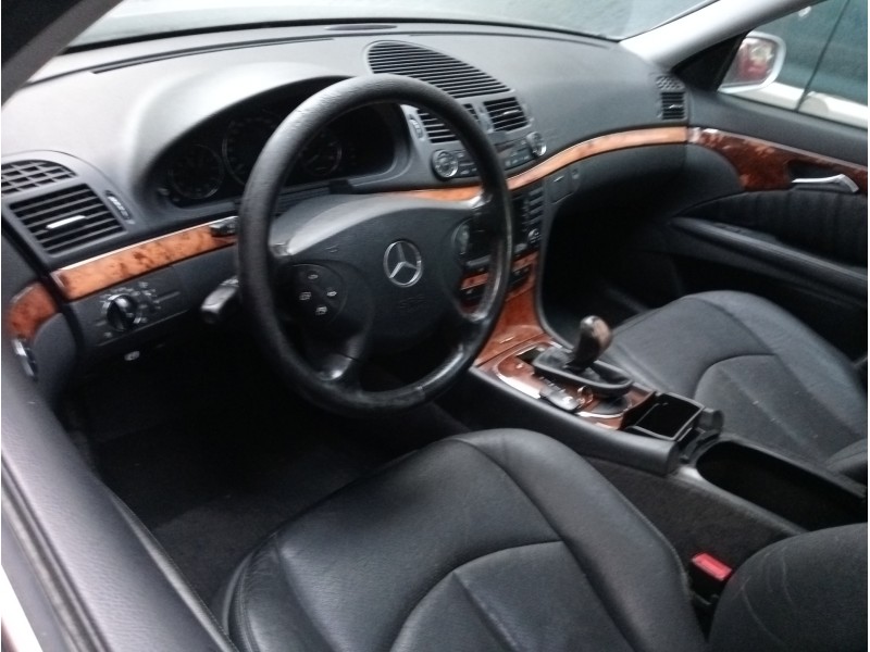mercedes clase e (w211) berlina del año 2007