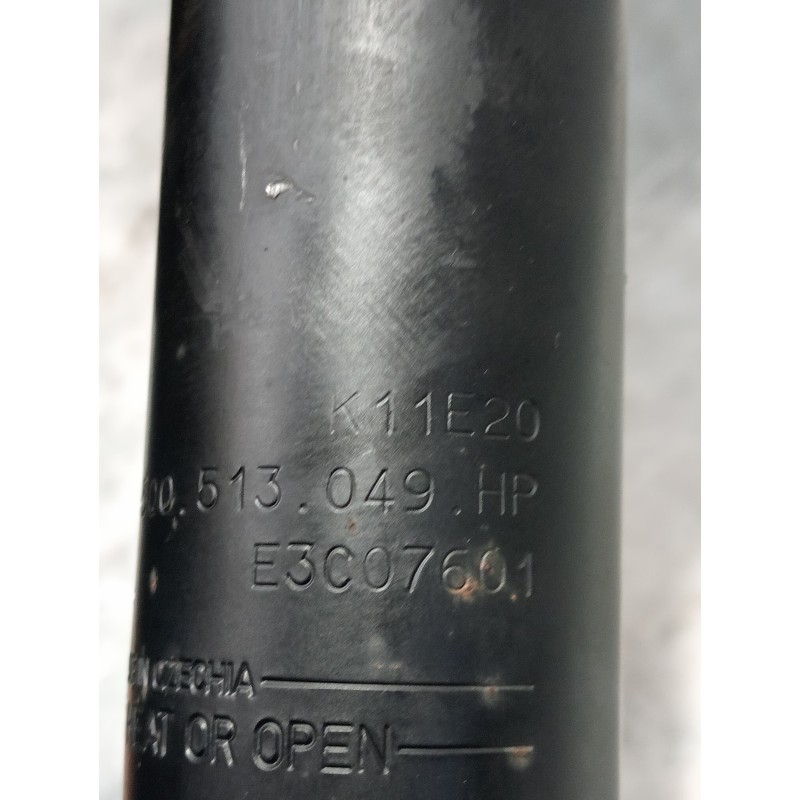 Recambio de amortiguador trasero derecho para seat ateca (kh7) style go referencia OEM IAM 5Q0513049 E3C07601 5Q0513425