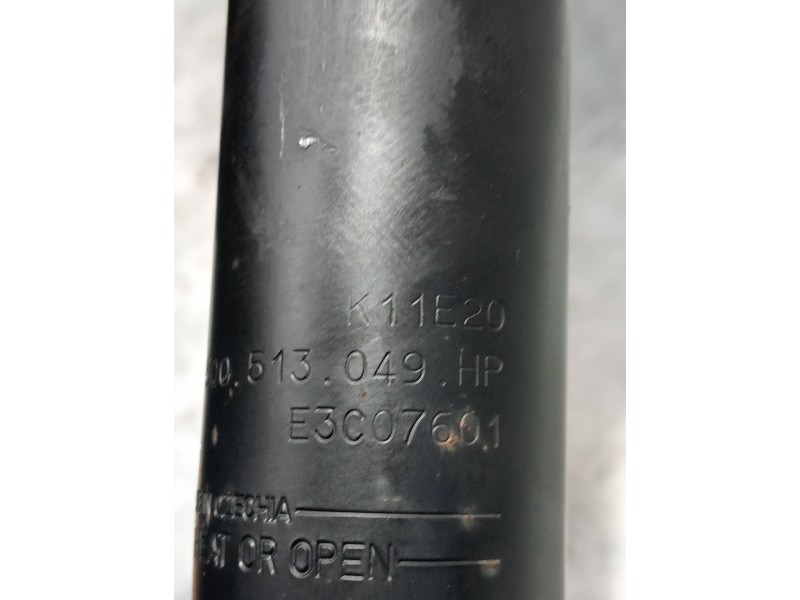 Recambio de amortiguador trasero derecho para seat ateca (kh7) style go referencia OEM IAM 5Q0513049 E3C07601 5Q0513425