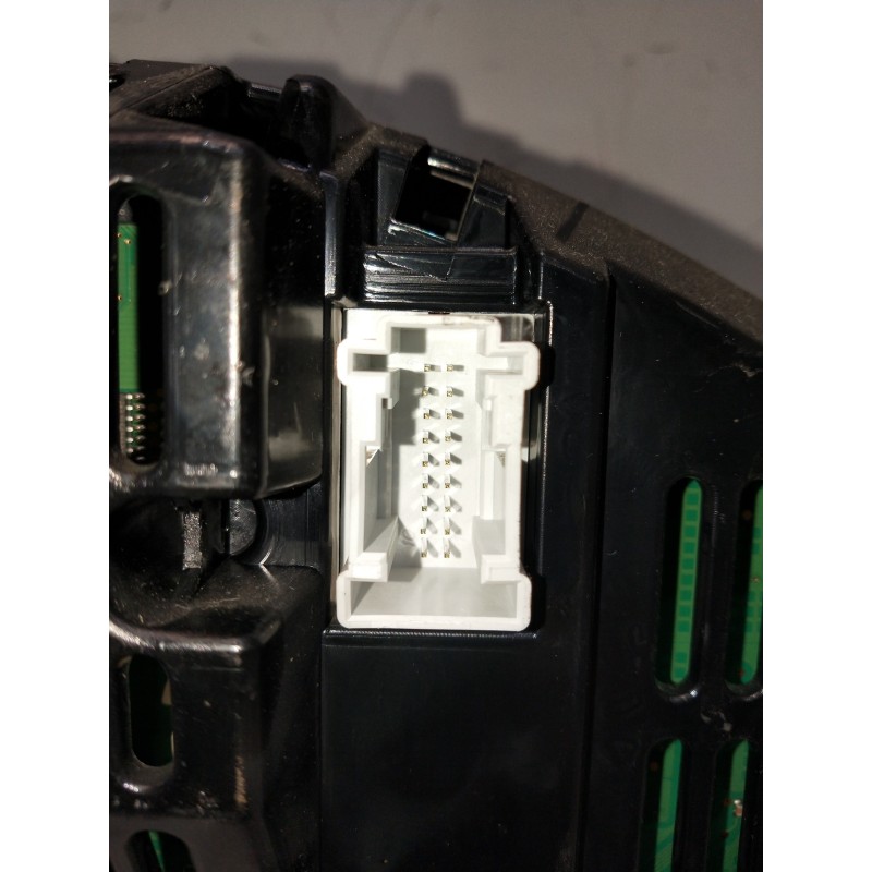 Recambio de cuadro instrumentos para mercedes clase c (w204) berlina c 200 cdi blueefficiency (204.001) referencia OEM IAM A2049