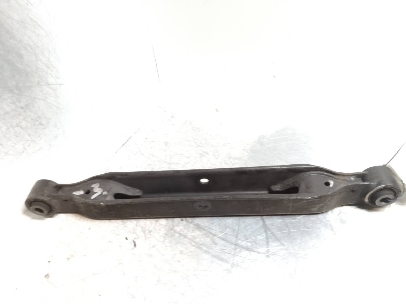 Recambio de brazo suspension superior trasero derecho para nissan qashqai (j10) acenta referencia OEM IAM   