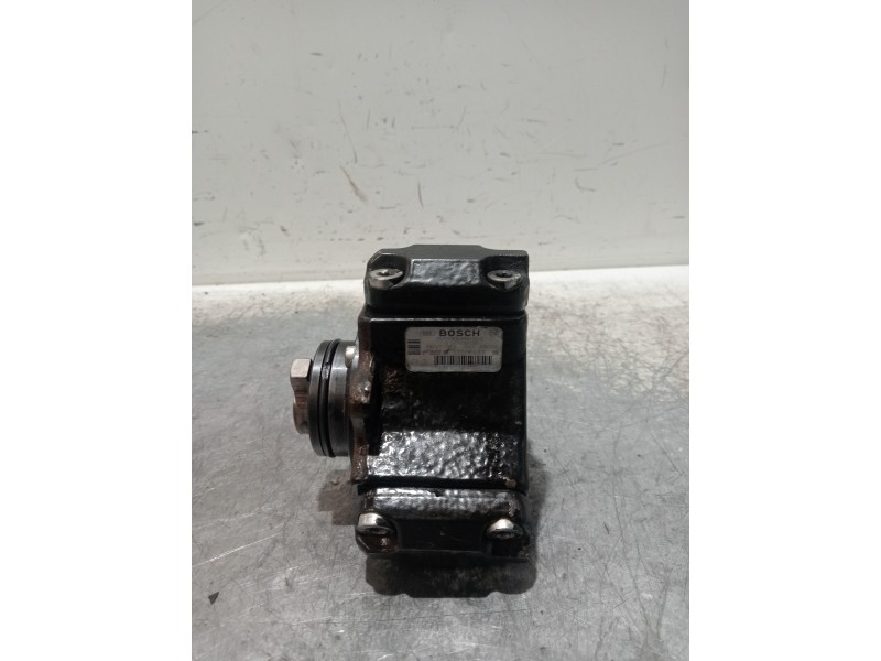 Recambio de bomba inyeccion para opel corsa d essentia referencia OEM IAM 55198933 0445010138 