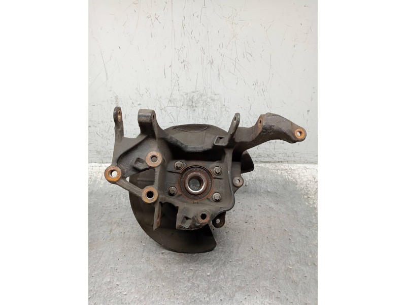 Recambio de mangueta trasera izquierda para ford kuga (cbs) titanium referencia OEM IAM   