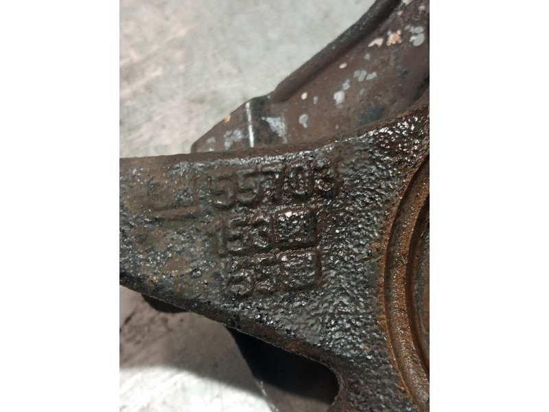 Recambio de mangueta delantera derecha para opel corsa d essentia referencia OEM IAM 55703153  