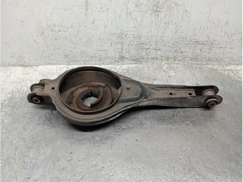 Recambio de brazo suspension inferior trasero derecho para ford kuga (cbs) titanium referencia OEM IAM CV615K652AAC  
