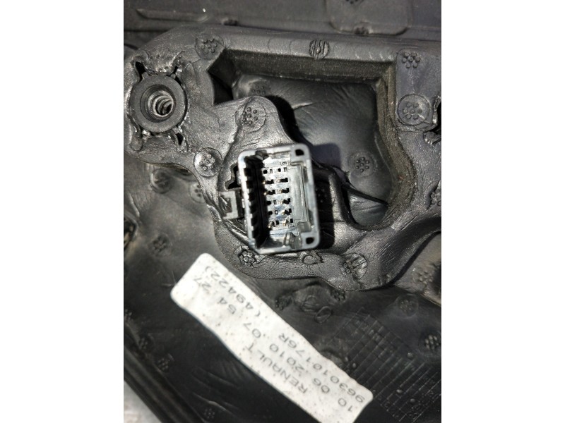 Recambio de retrovisor derecho para renault fluence expression referencia OEM IAM   ELECTRICO