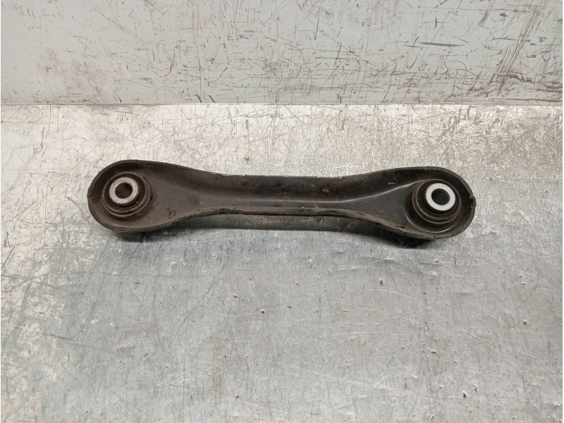 Recambio de brazo suspension inferior trasero izquierdo para ford kuga (cbs) titanium referencia OEM IAM 8V415K743AA  
