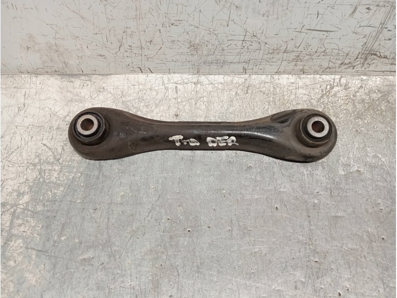 Recambio de brazo suspension inferior trasero derecho para ford kuga (cbs) titanium referencia OEM IAM 8V415K743AA  
