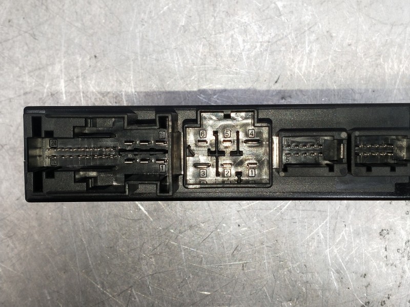 Recambio de modulo electronico para audi a4 avant (8w5) advanced edition referencia OEM IAM 4M0907383D  