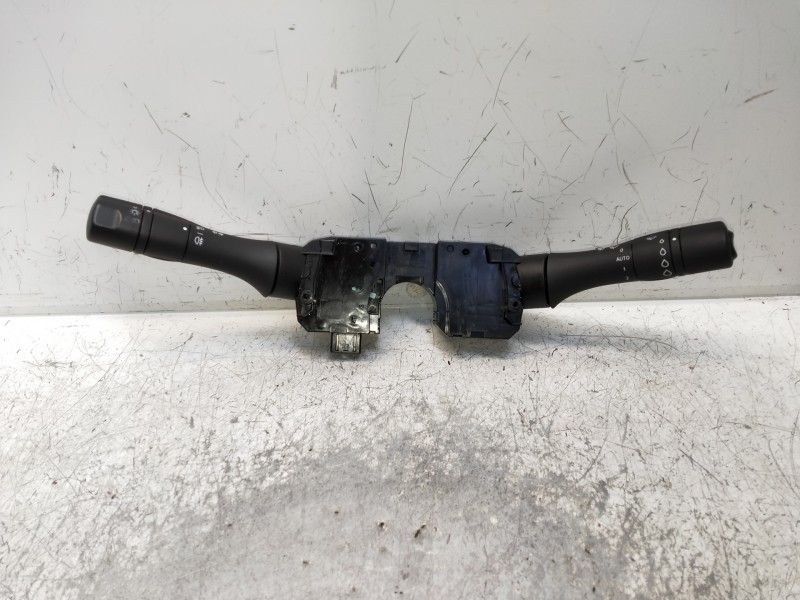 Recambio de mando luces para renault fluence expression referencia OEM IAM 255670040R  