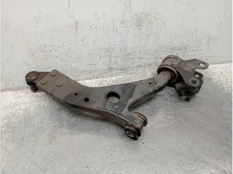 Recambio de brazo suspension inferior delantero izquierdo para ford kuga (cbs) titanium referencia OEM IAM   