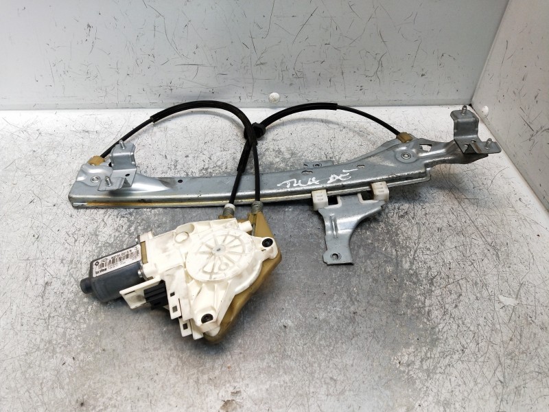 Recambio de elevalunas trasero derecho para renault fluence expression referencia OEM IAM 827200016R  4P