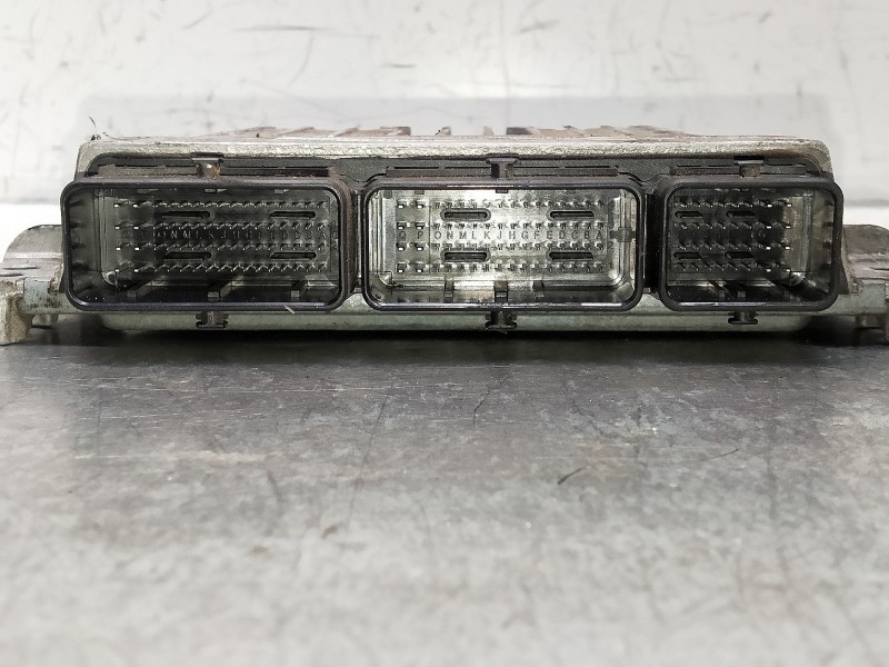 Recambio de centralita motor uce para renault fluence expression referencia OEM IAM S180067109 237100777R 