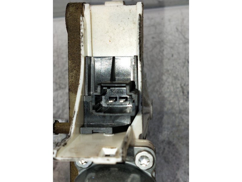 Recambio de elevalunas trasero izquierdo para renault fluence expression referencia OEM IAM   4P