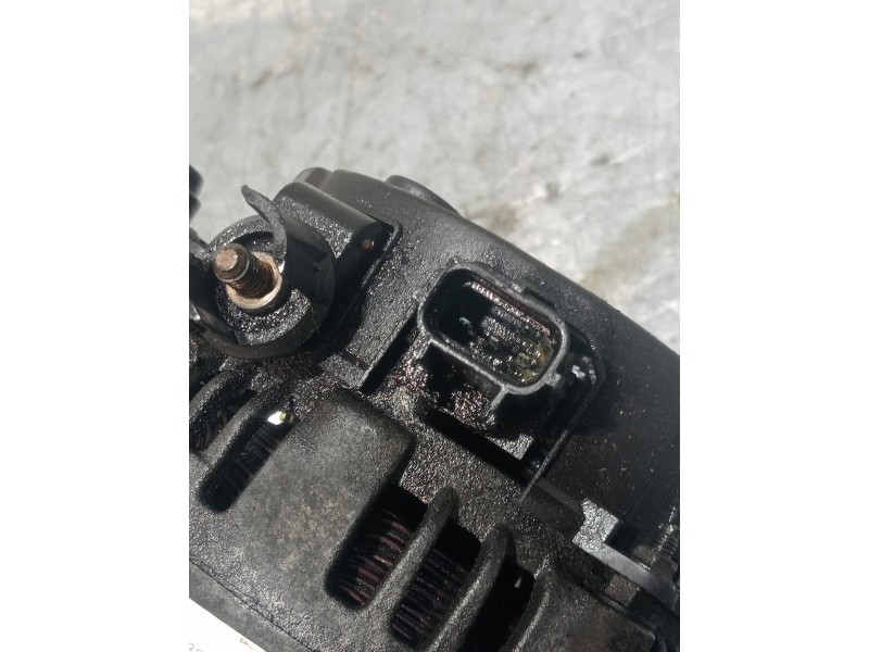 Recambio de alternador para ford focus berlina (cak) ambiente referencia OEM IAM 63321823 1M5T10300BB 
