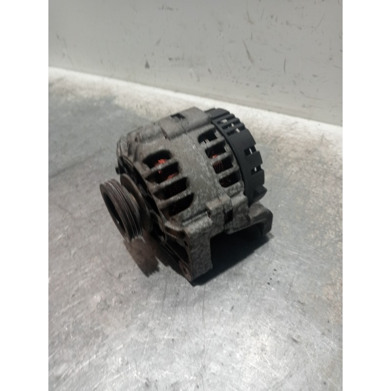 Recambio de alternador para renault clio ii fase ii (b/cb0) authentique referencia OEM IAM 7700437090 SG9B035 2542422C
