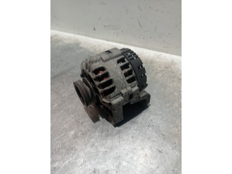 Recambio de alternador para renault clio ii fase ii (b/cb0) authentique referencia OEM IAM 7700437090 SG9B035 2542422C