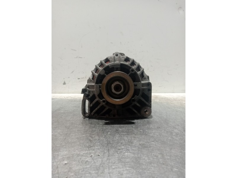 Recambio de alternador para renault clio ii fase ii (b/cb0) authentique referencia OEM IAM 7700437090 SG9B035 2542422C