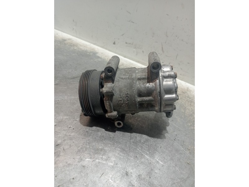 Recambio de compresor aire acondicionado para renault clio ii fase ii (b/cb0) authentique referencia OEM IAM 8200037058  SD6V12