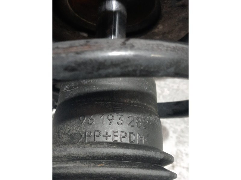 Recambio de amortiguador delantero izquierdo para peugeot 406 berlina (s1/s2) stdt referencia OEM IAM   