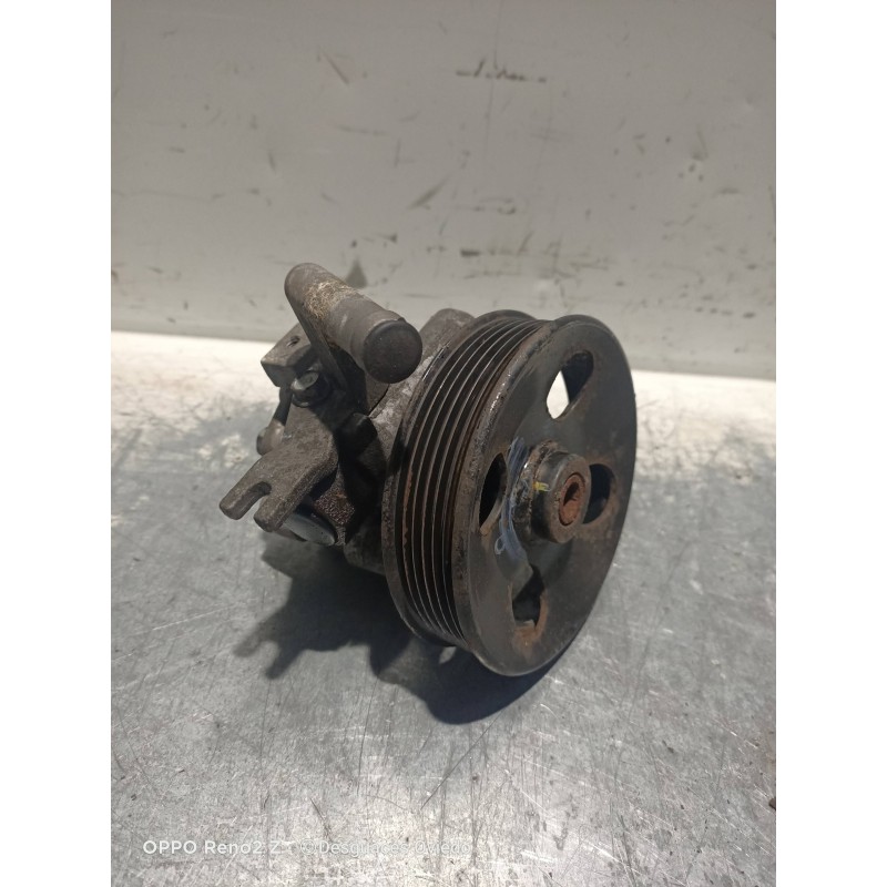Recambio de bomba direccion para kia sportage ex referencia OEM IAM 571002E200  