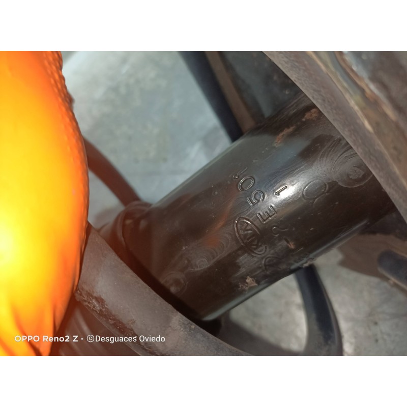 Recambio de amortiguador trasero izquierdo para kia sportage ex referencia OEM IAM 553512E501  