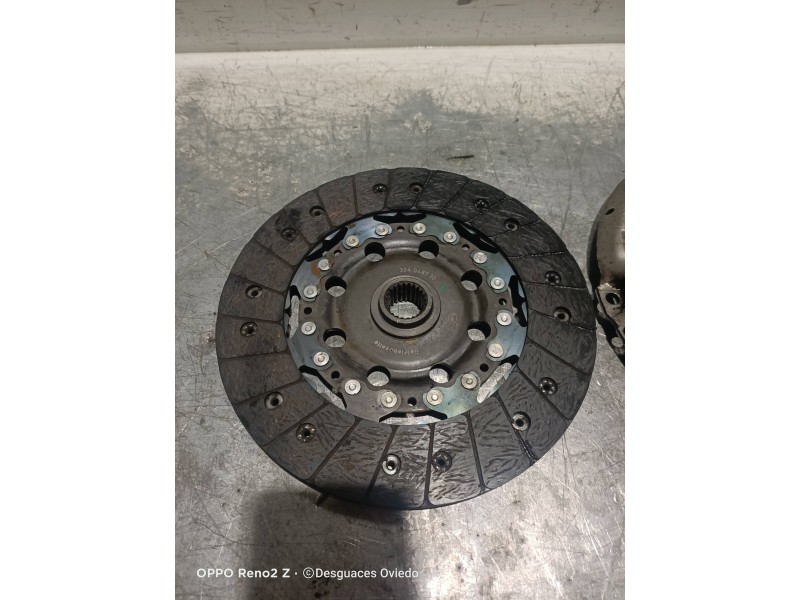 Recambio de kit embrague para kia sportage ex referencia OEM IAM 324048710  