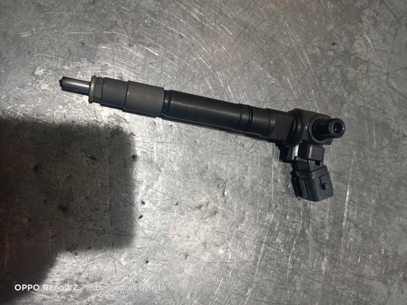 Recambio de inyector para toyota land cruiser (j15) gx referencia OEM IAM 2367011050 01E83590 