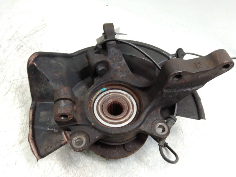Recambio de mangueta delantera izquierda para hyundai trajet (fo) 2.0 gls referencia OEM IAM   