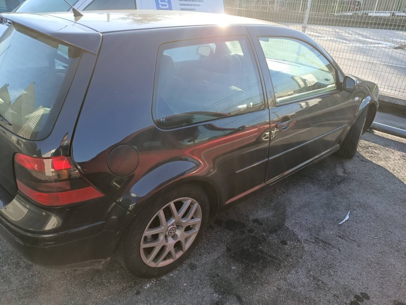 volkswagen golf iv berlina (1j1) del año 2002