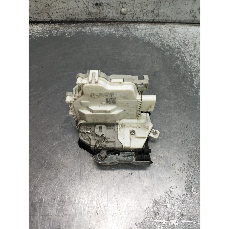 Recambio de motor cierre centralizado delantero derecho para audi a4 avant (8w5) advanced edition referencia OEM IAM   5P