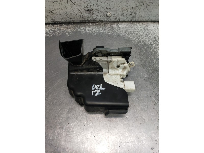 Recambio de motor cierre centralizado delantero izquierdo para audi a4 avant (8w5) advanced edition referencia OEM IAM   5P