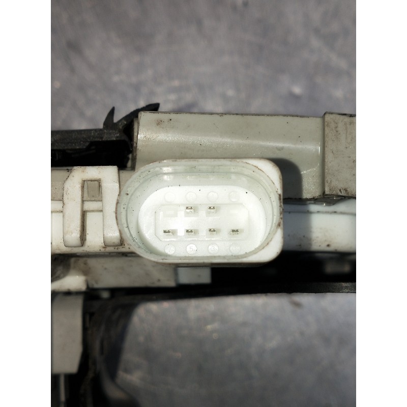 Recambio de motor cierre centralizado delantero izquierdo para audi a4 avant (8w5) advanced edition referencia OEM IAM   5P
