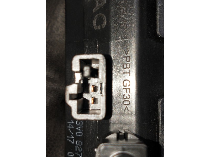 Recambio de modulo electronico para audi a4 avant (8w5) advanced edition referencia OEM IAM 3Y0827566M CAMARA TRASERA 