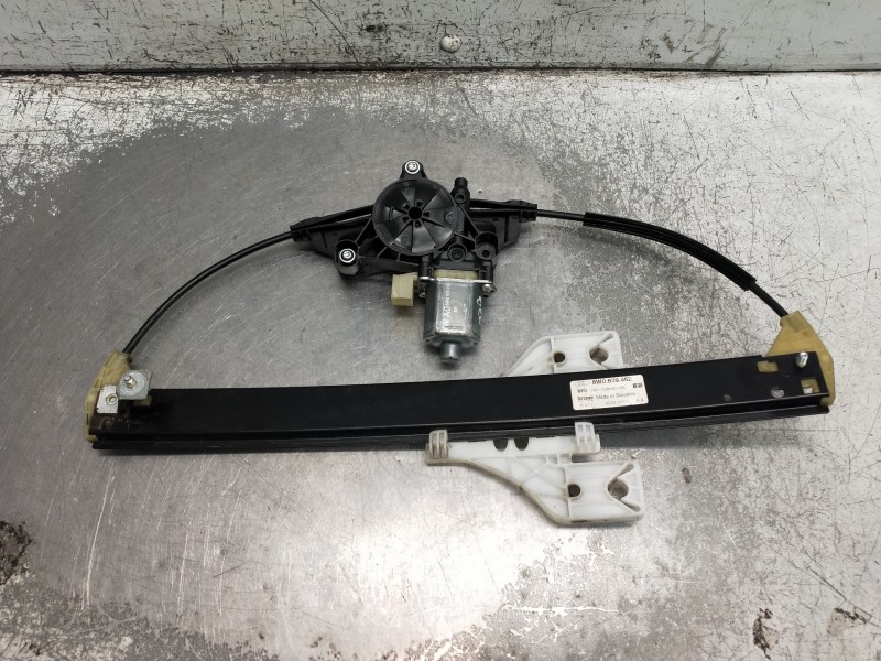 Recambio de elevalunas trasero derecho para audi a4 avant (8w5) advanced edition referencia OEM IAM 8W0839462  