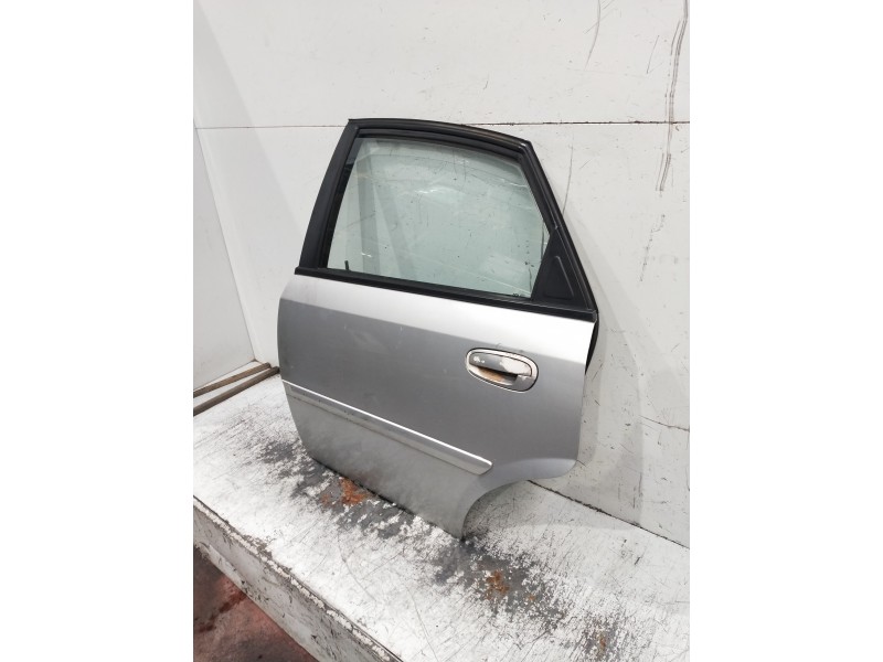 Recambio de puerta trasera izquierda para daewoo nubira berlina referencia OEM IAM   4P