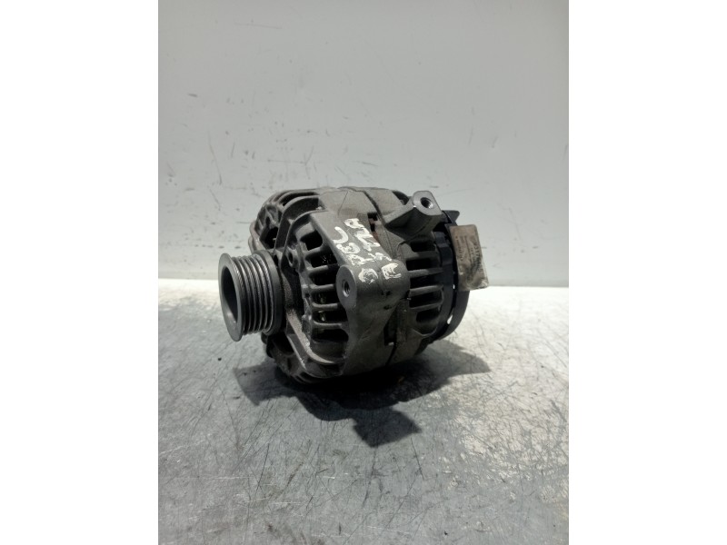 Recambio de alternador para opel astra g berlina club referencia OEM IAM 0124415002 93176485 0986042743