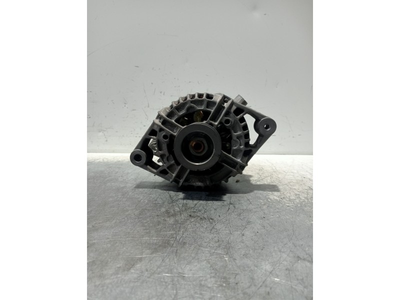 Recambio de alternador para opel astra g berlina club referencia OEM IAM 0124415002 93176485 0986042743