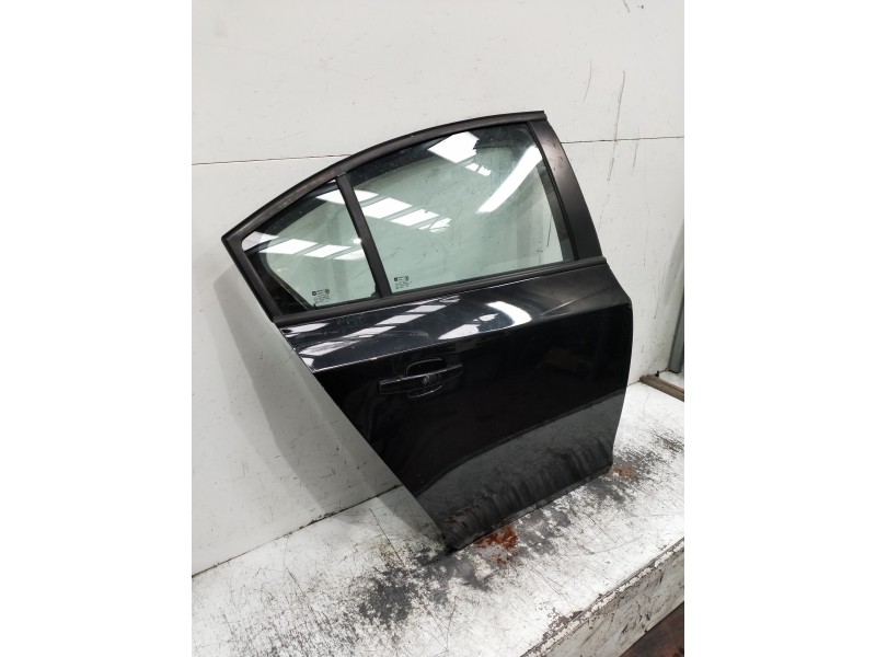 Recambio de puerta trasera izquierda para chevrolet cruze l referencia OEM IAM   4P