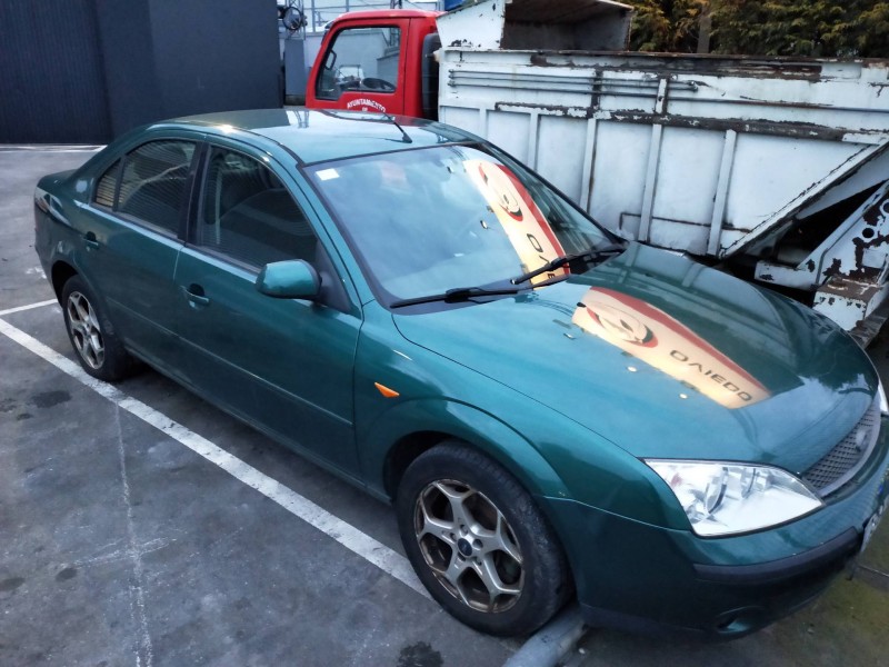 ford mondeo berlina (ge) del año 2001