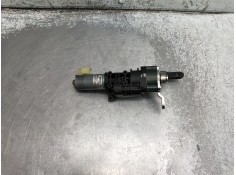 Recambio de motor cierre centralizado porton para audi a4 avant (8w5) advanced edition referencia OEM IAM IZQUIERDO 8W9827851A 5