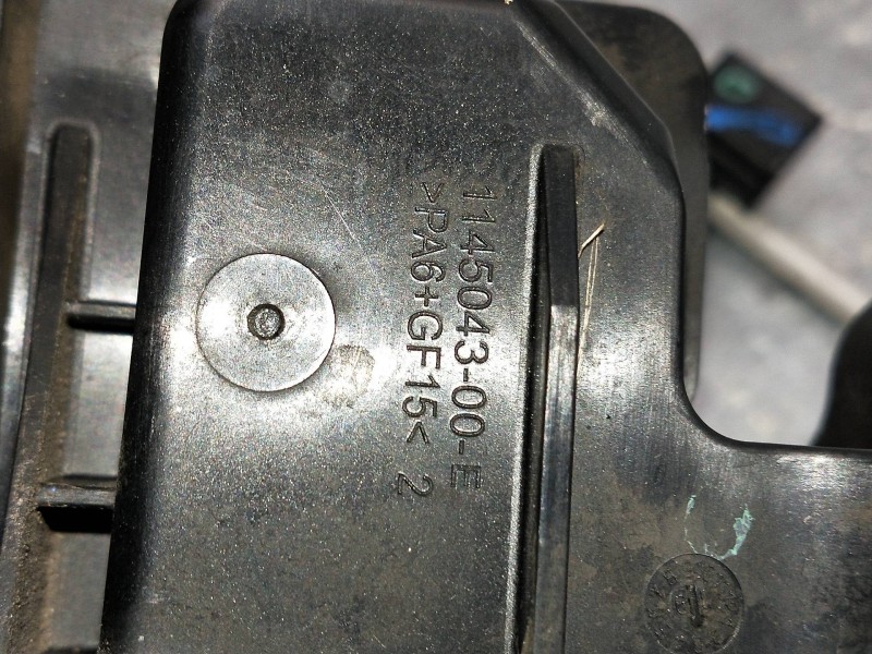 Recambio de modulo electronico para tesla model 3 referencia OEM IAM 7285070840 114504300E 