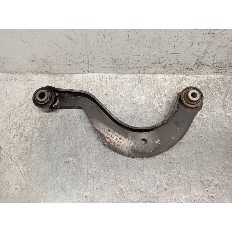 Recambio de brazo suspension superior trasero derecho para audi a3 (8p) 2.0 tdi ambiente (dpf) (125kw) referencia OEM IAM 1K0505