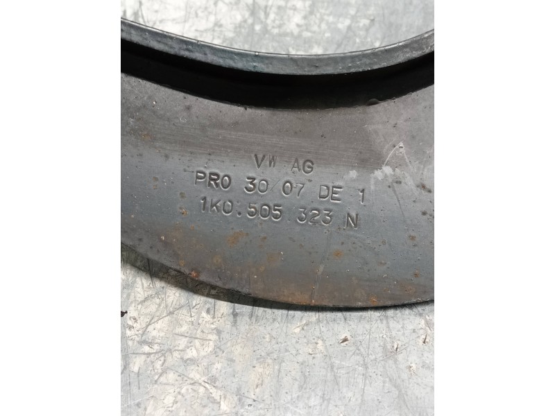 Recambio de brazo suspension superior trasero derecho para audi a3 (8p) 2.0 tdi ambiente (dpf) (125kw) referencia OEM IAM 1K0505