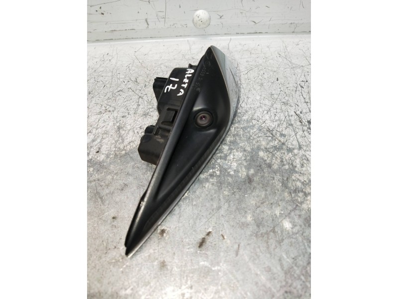Recambio de piloto lateral derecho para tesla model 3 referencia OEM IAM 112510677E  CARAMA