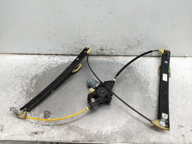 Recambio de elevalunas delantero derecho para audi a4 avant (8w5) advanced edition referencia OEM IAM 8W0959802  