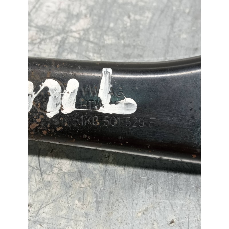 Recambio de brazo suspension superior trasero izquierdo para audi a3 (8p) 2.0 tdi ambiente (dpf) (125kw) referencia OEM IAM 1K05