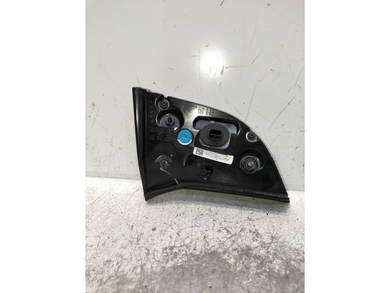 Recambio de piloto trasero derecho interior para tesla model 3 referencia OEM IAM 107740200  