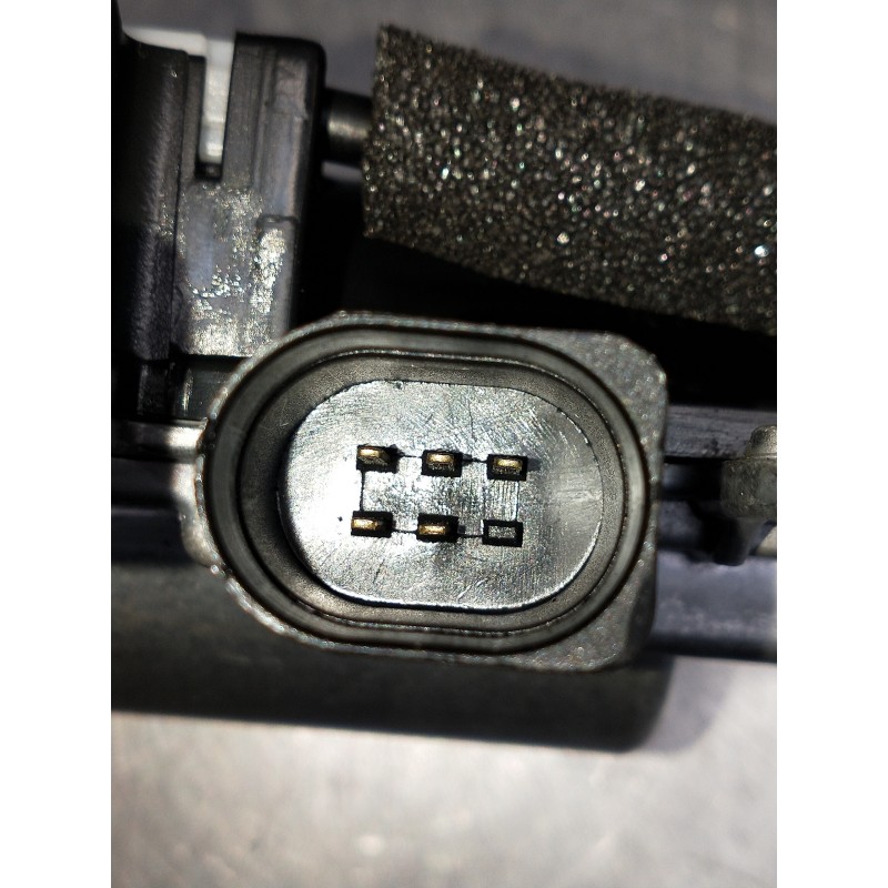 Recambio de motor cierre centralizado porton para audi a4 avant (8w5) advanced edition referencia OEM IAM 3V5827887B  